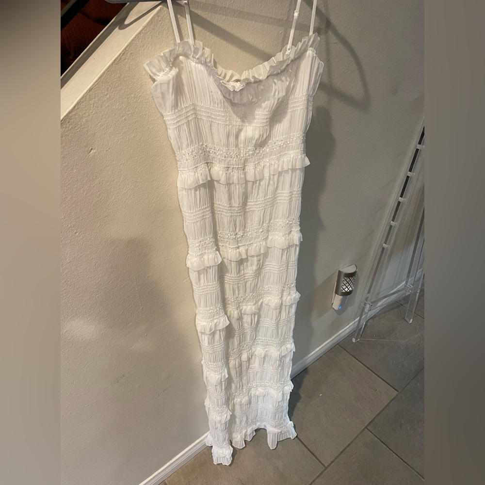 Commense White Dress